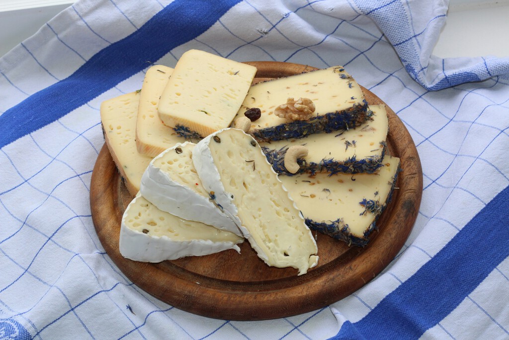 Tras estudiar al queso, unos investigadores opinan: «Las pesadillas están robustamente asociadas con la intolerancia a la lactosa»